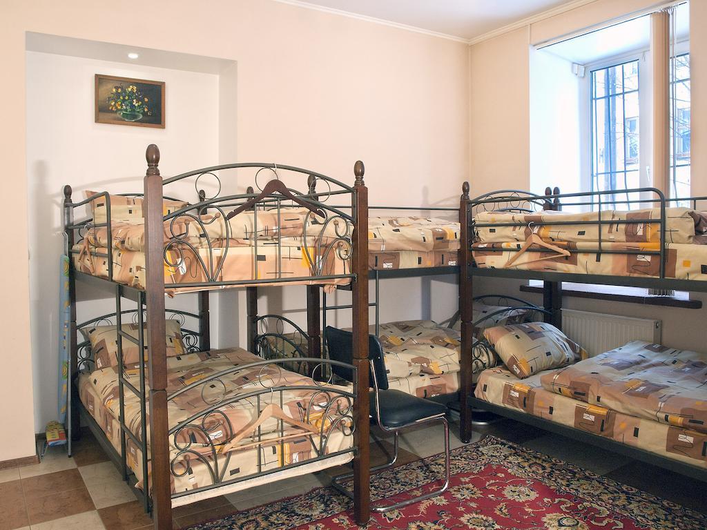 Niko Hostel 利沃夫 客房 照片