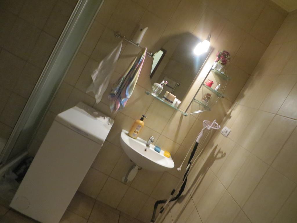 Niko Hostel 利沃夫 外观 照片