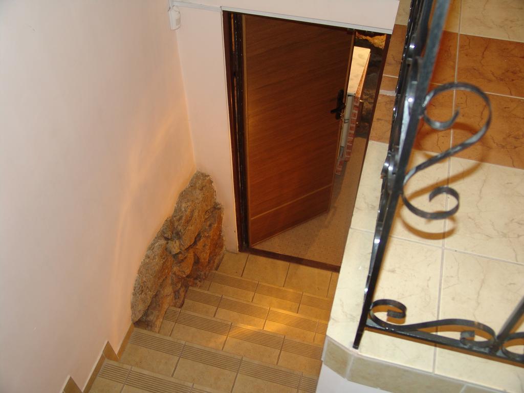 Niko Hostel 利沃夫 外观 照片